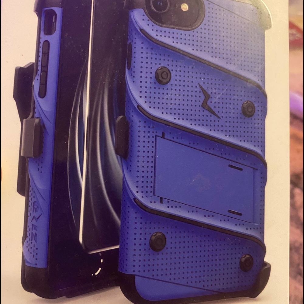 Phone case - Picture 2 of 9